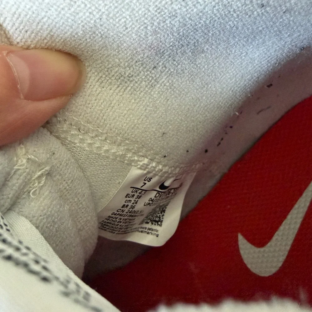 Nike blazer mid ‘77 vintage high tops - Picture 4 of 5